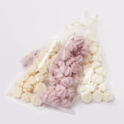 Meringue Kisses Cover